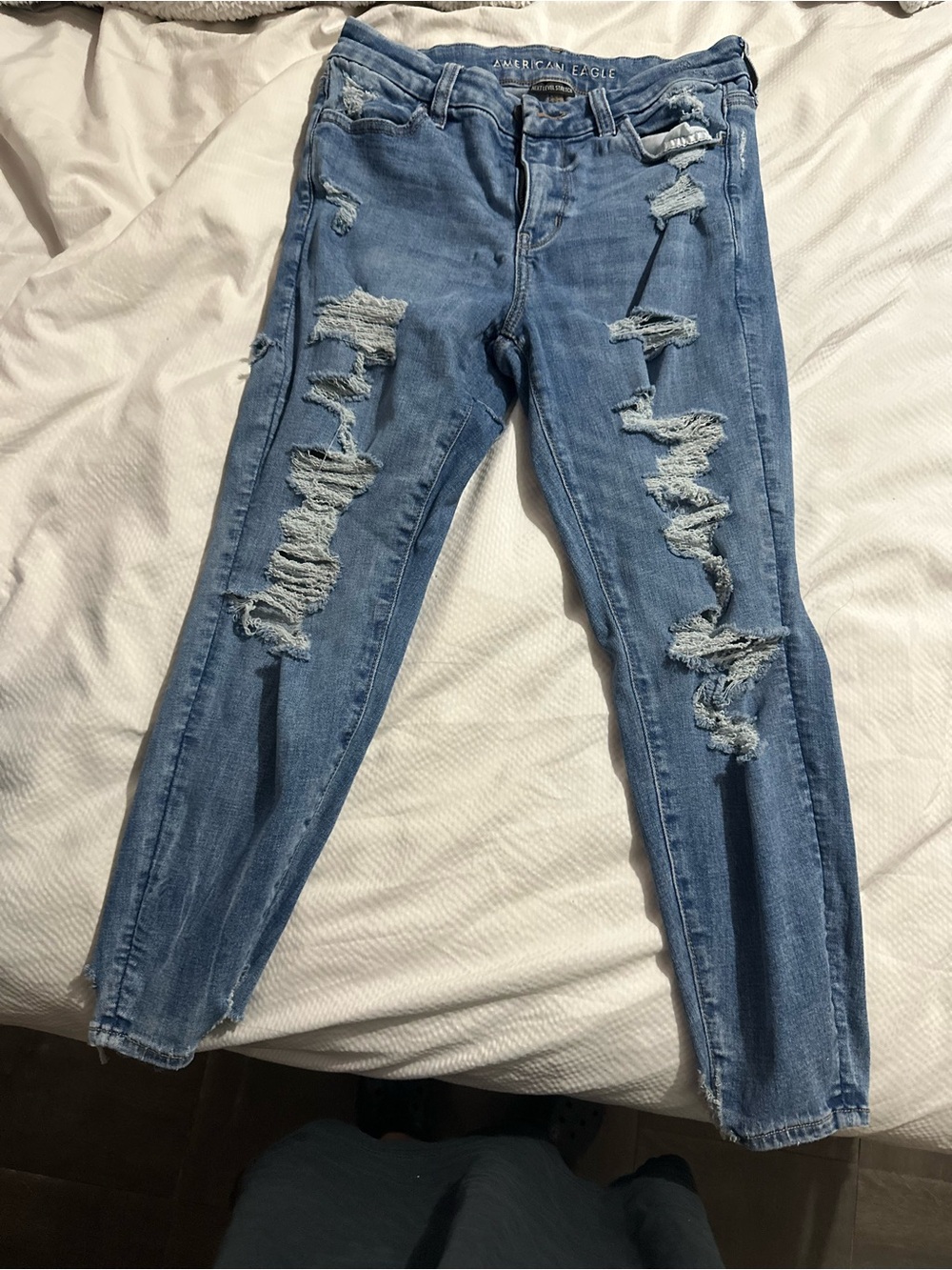 American Eagle Outfitters Light Blue Skinny Ripped Jeans